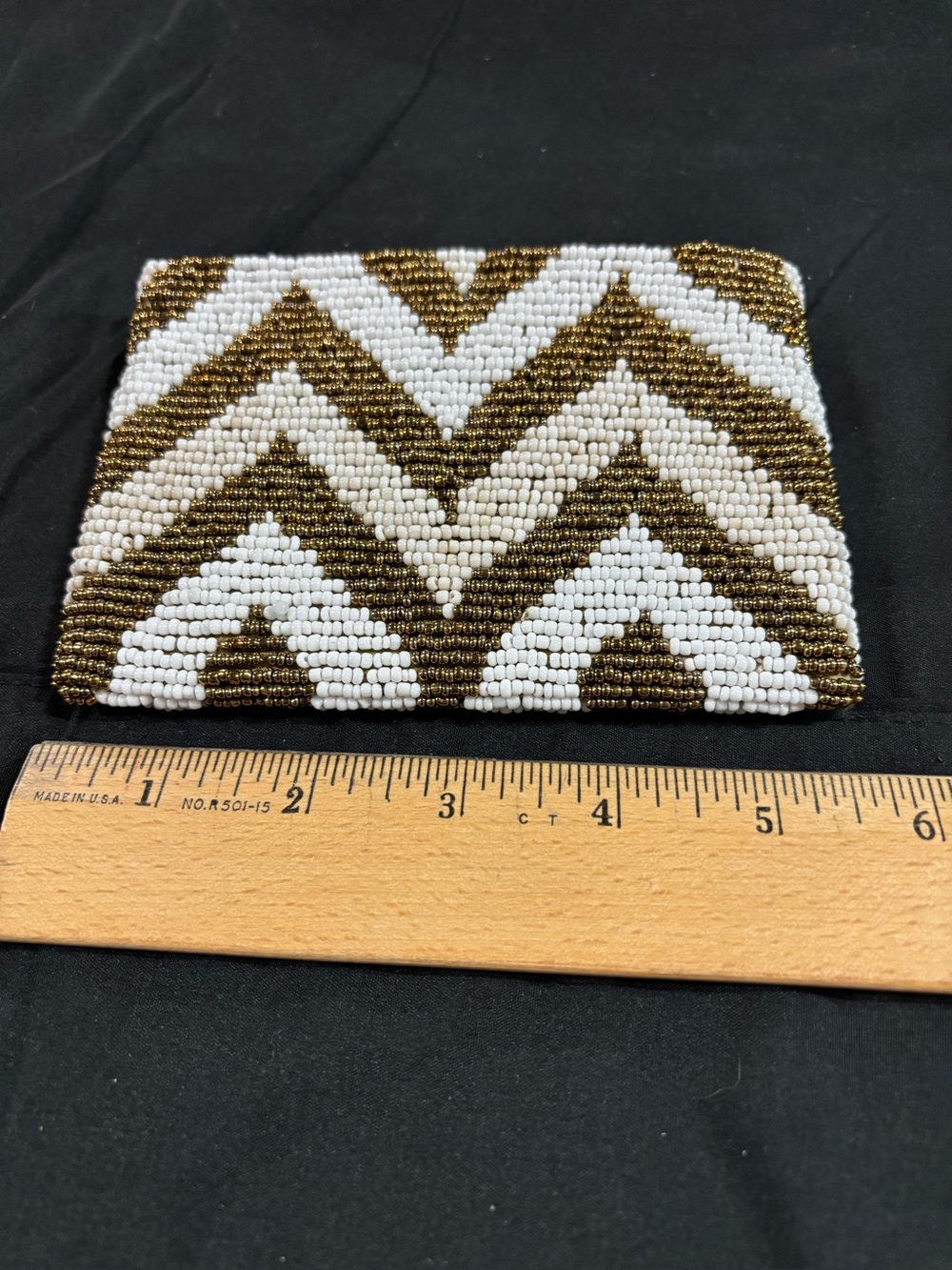 MOYNA NEW YORK BEADED ZIP POUCH COINS ETC GUC WALLET